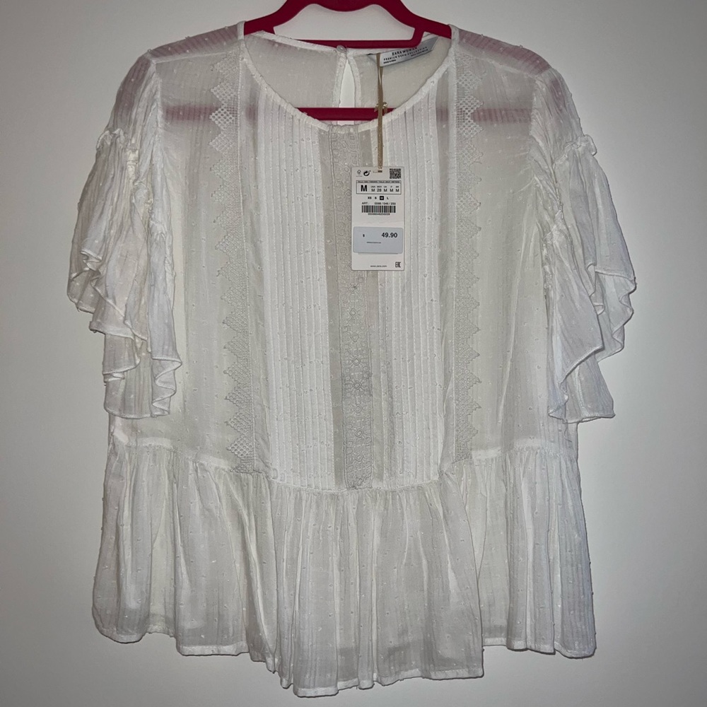 NWT Zara White Shirt in medium